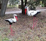 Садові фігури пара лелек - садовий декор з кераміки на металевих лапках