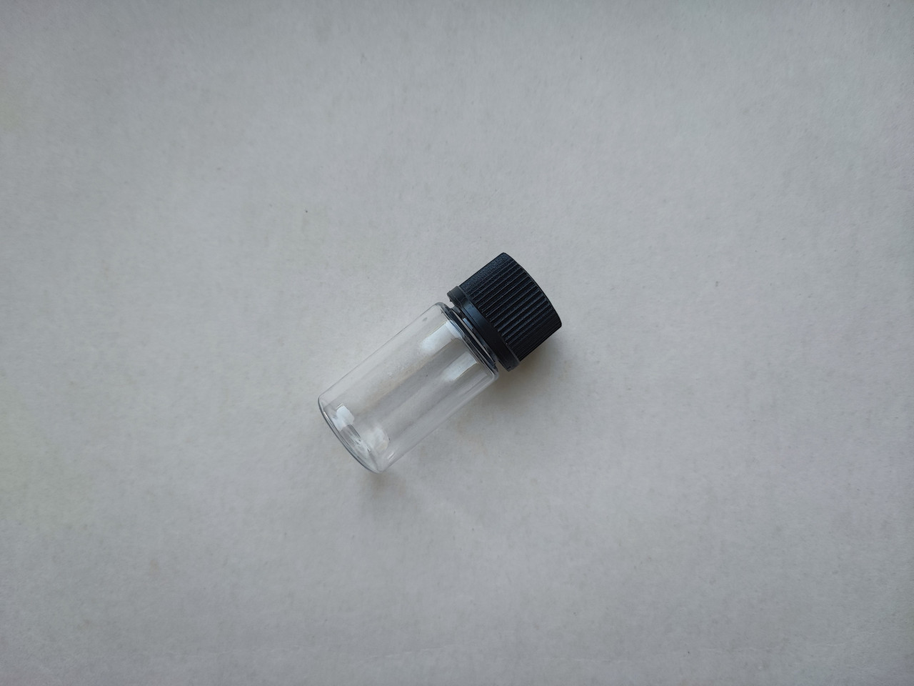 12 - 10 мл прозорий ПЕТ флакон з чорною ребристою закруткою, кришкою, пляшка, флакони пластиковий, пластмасовий з ковпачком