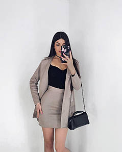 Жіночий костюм діловий довгий піджак коротка пряма спідниця однотонний