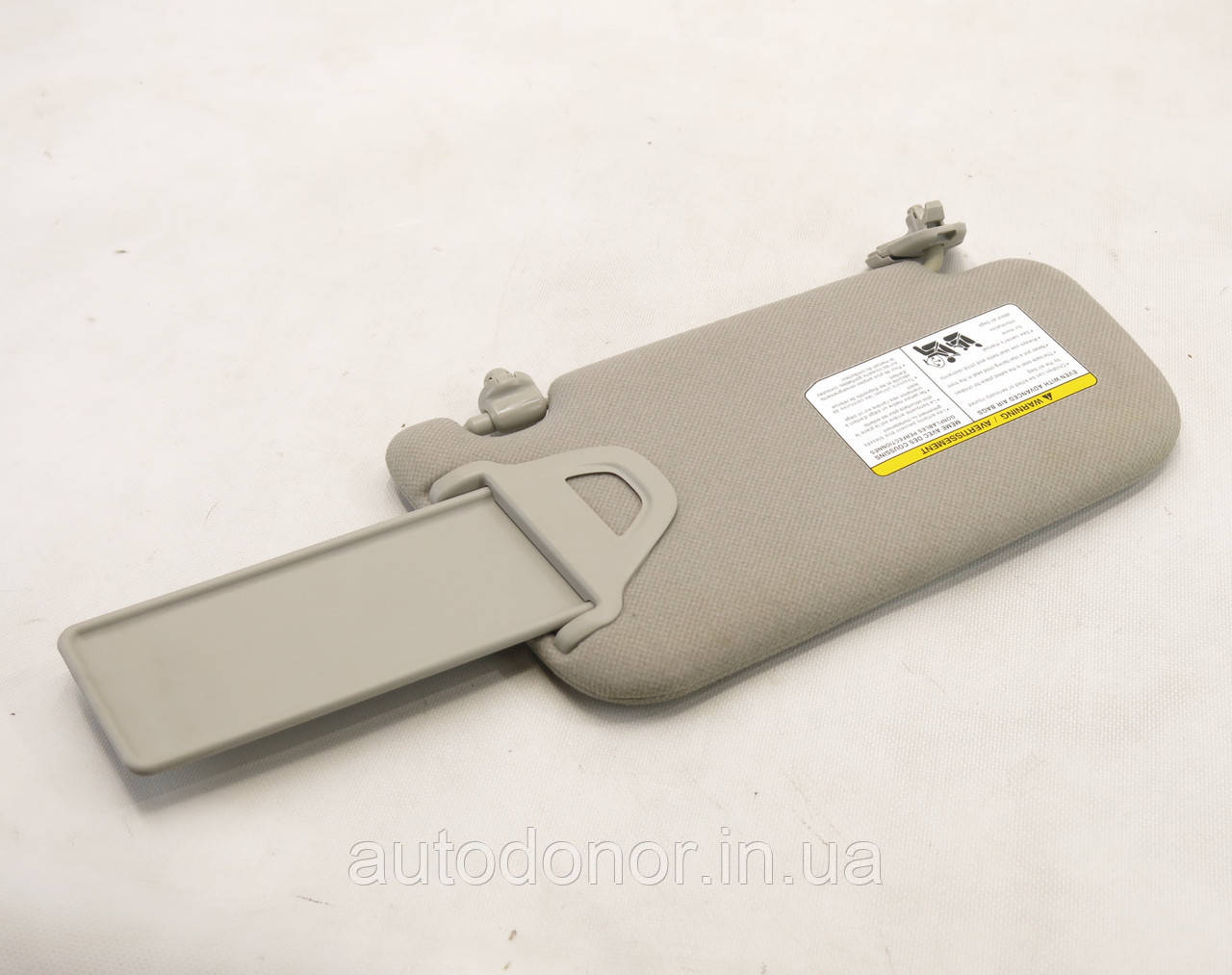 Сонцезахисний козирок лівий Nissan Leaf AZE0 (13-17) 96401-3SG7A