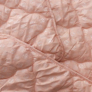 Легка літня євро ковдра 200х210 см стьобана тонка мікрофібра / холоофайбер однотонна пудрового кольору, фото 3