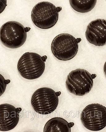 Форма "Новорічні кульки великі" 7 см Valrhona 1 шт, фото 1