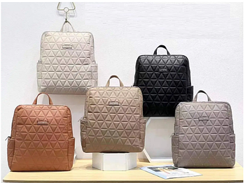 Рюкзак жіночий міський стьобаний 35*30 см на блискавці зі штучної шкіри в різних кольорах Inna