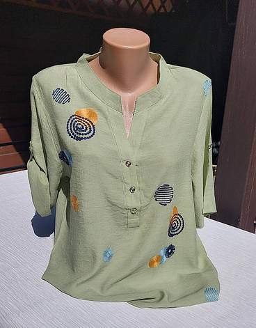 Жіноча блуза оливкового кольору з принтом, рукав трансформер розміри XL, фото 1