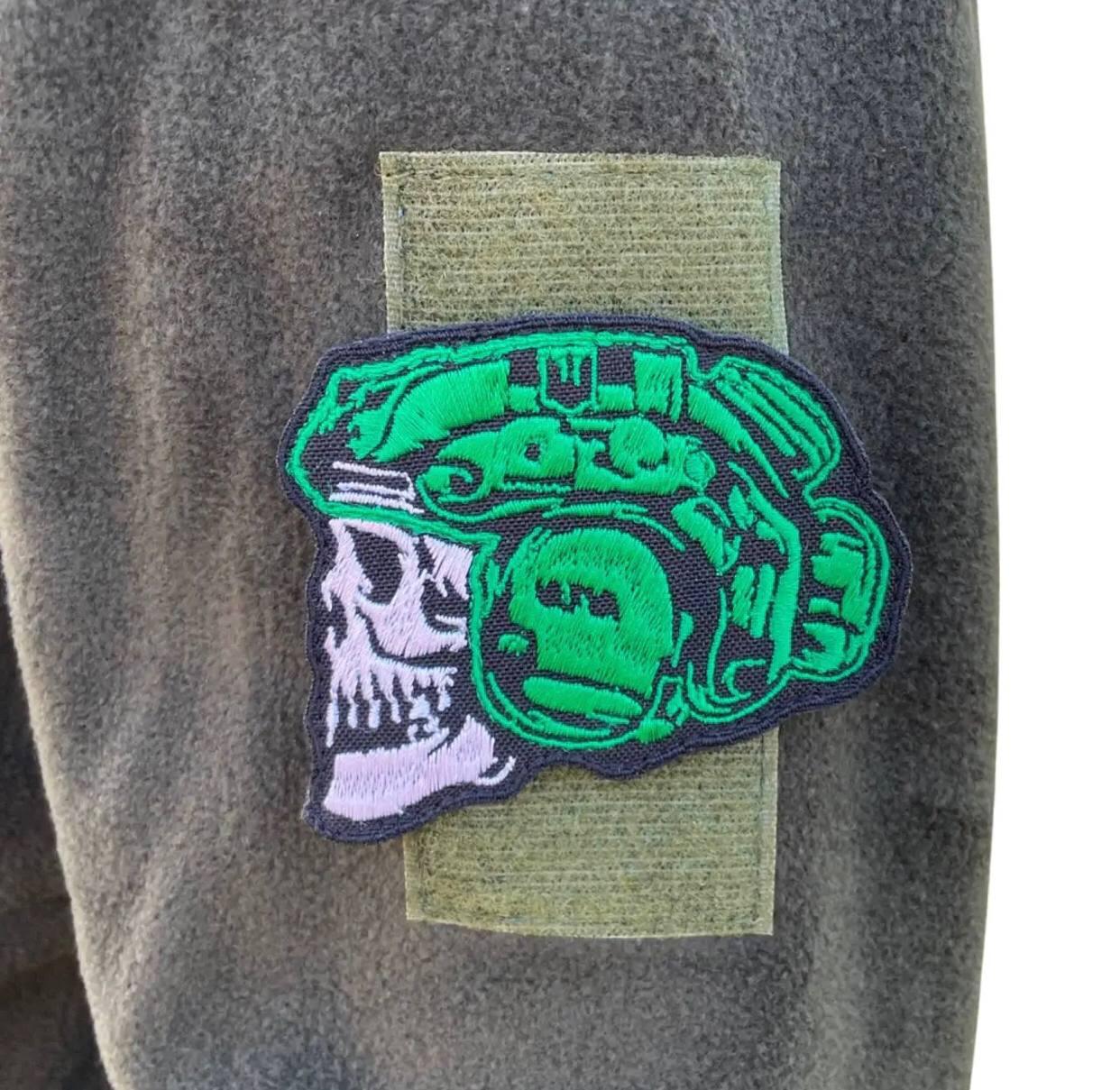 Нашивка "Череп у Шоломі Зелений", фото 1