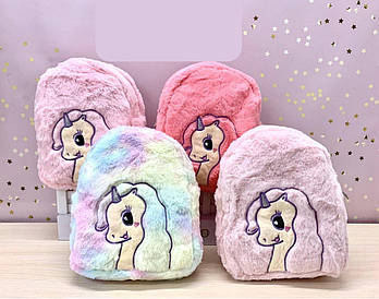 Рюкзак яскравий дитячий плюшевий Єдиноріг на блискавці 28*22 см у різних кольорах Nina