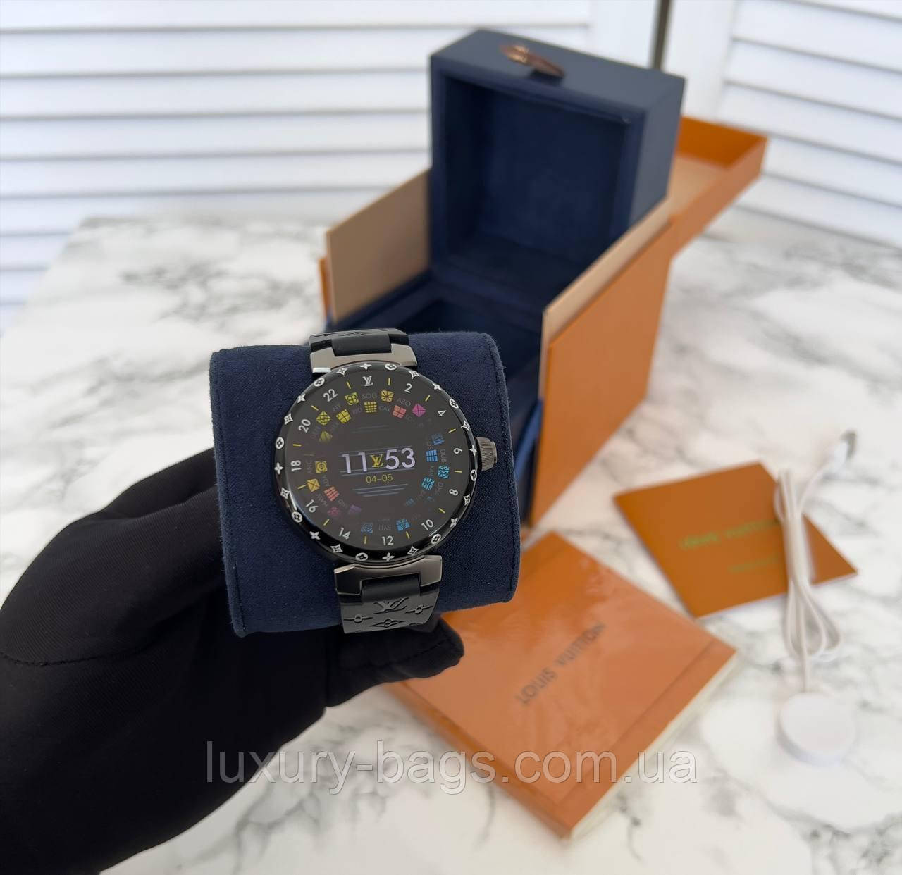 Смарт-годинник Louis Vuitton Horizon