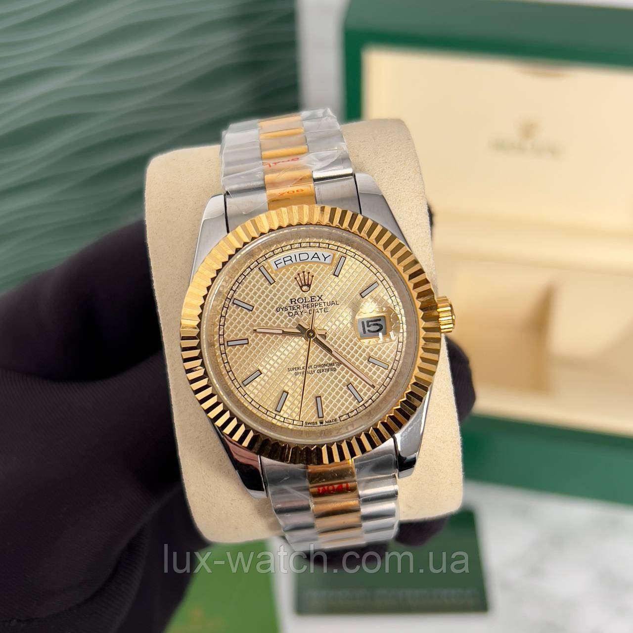 Годинник наручний Rolex Day — Date Oyster Perpetual Silver/Gold Gold