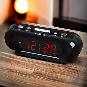 Настільний електронний годинник з будильником Caixing - VST-716 в розетку 220V. червона підсвітка