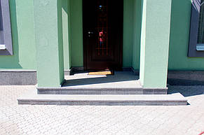 Цоколь и две входные группы (Запорожье) 1