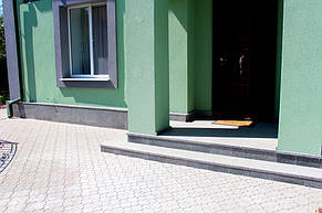 Цоколь и две входные группы (Запорожье) 10