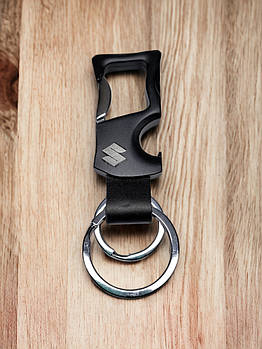 Брелок - відкривалка з карабіном Suzuki, брелок металевий