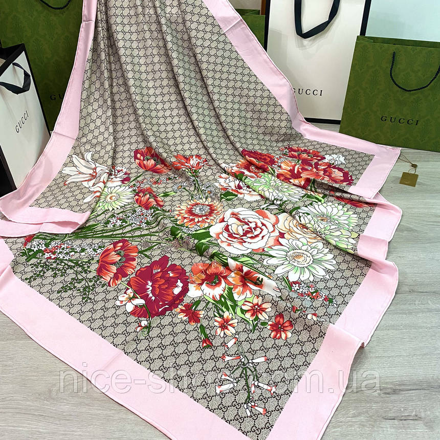 Хустка Gucci шовкова з ручною підшивкою, фото 1