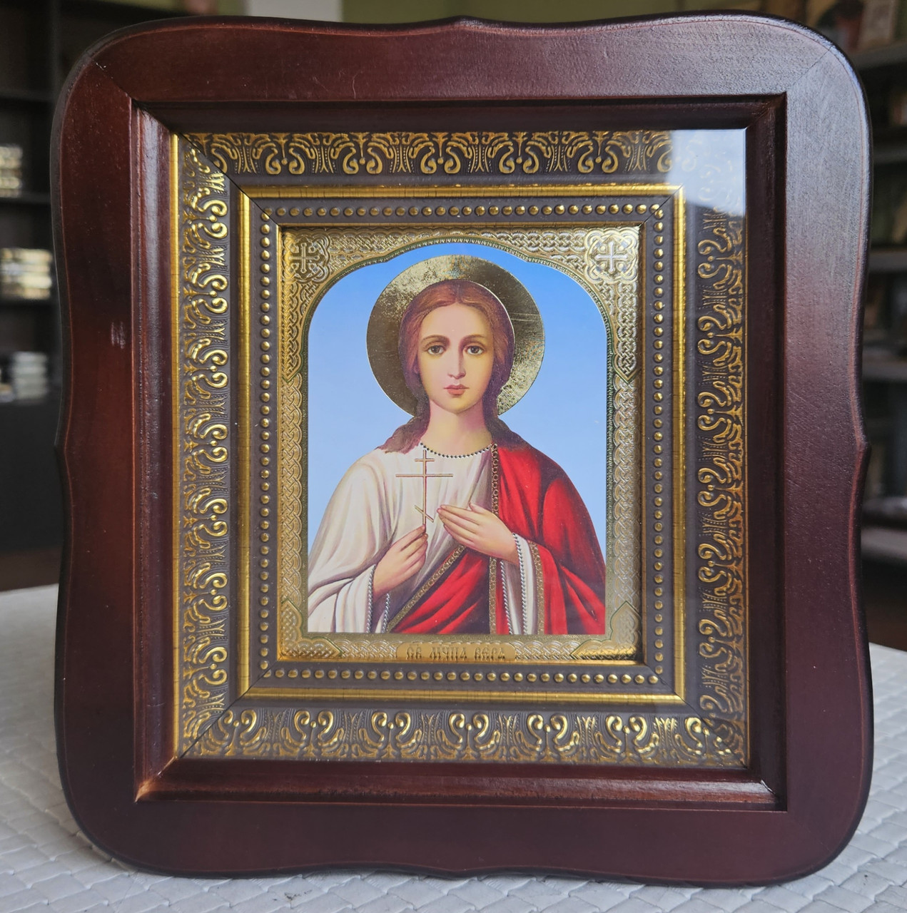 Ікона Св.мучениця Віра у темному фігурному кіоті під склом, розмір 20*18, сюжет 10*12., фото 1