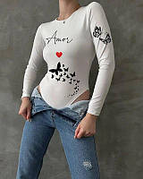 Стильне жіноче боді з гарним принтом