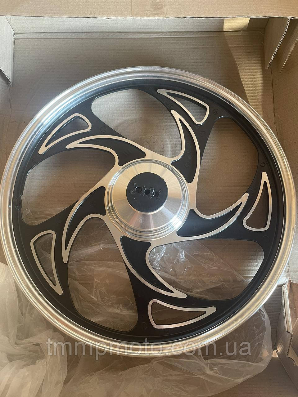 Диск Дельта / Альфа передній чорний литий