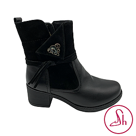 Черевики жіночі зимові чорні з замшевим оздобленням на підборах «Style Shoes»