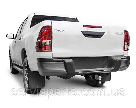 Фаркоп Toyota HiLux 2015- (Тойота Хайлюкс) Американська вставка під квадрат, фото 1