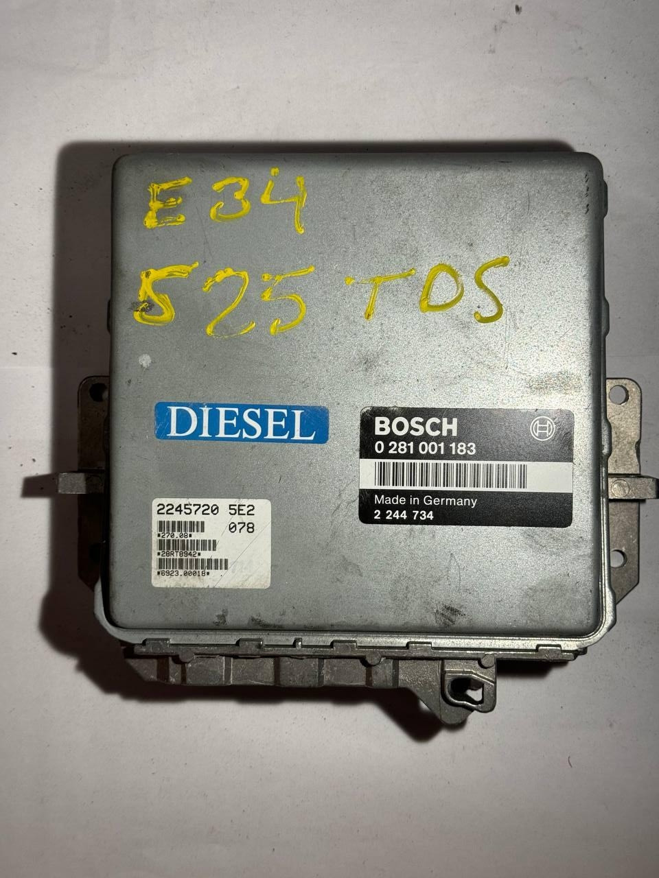 Електронний блок керування BMW E34 diesel Bosch 0 281 001 183 / 0281001183