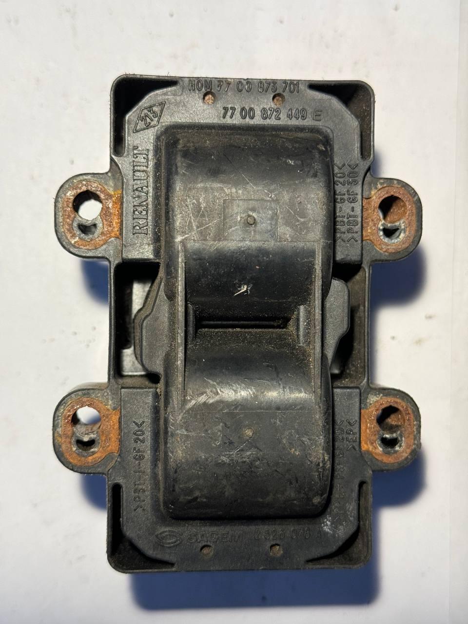 Котушка запалювання Renault 77 00 873 701 / 7700873701 / 7700872449E / 2526078A