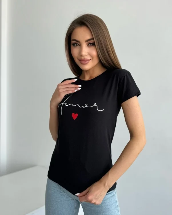 Футболка S розміру