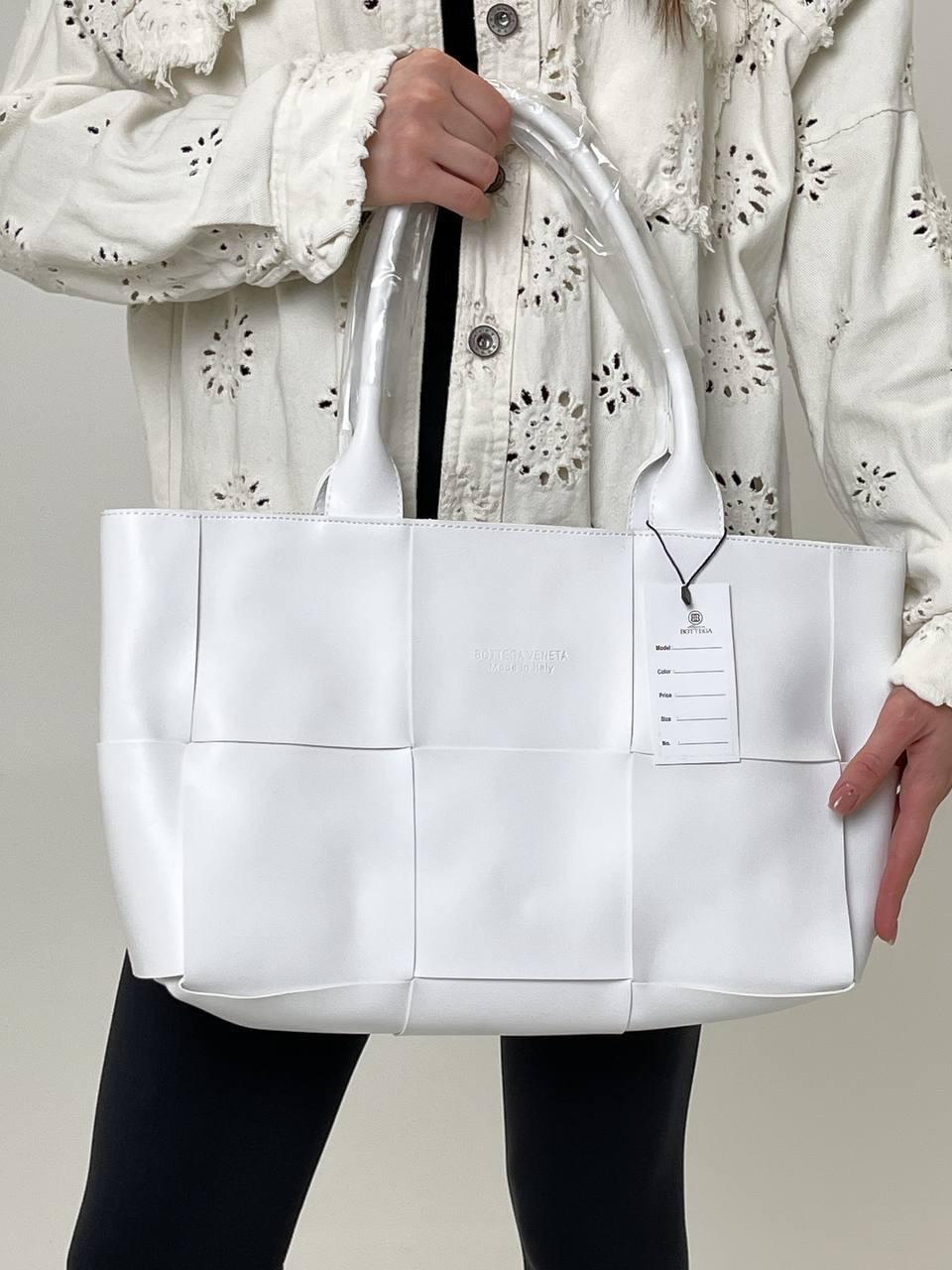 Жіноча сумка Bottega Veneta Arco Tote White (Біла) Боттега містка сумка тоут екошкіра 1 відділення, фото 1