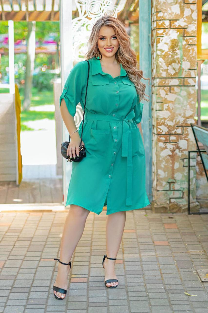 Однотонна сукня батал на ґудзиках зелена легка тканина