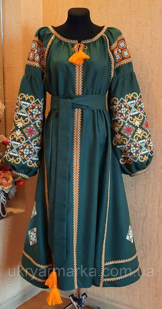 вишита сукня довга з клинами