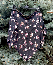 Легка батистова хустка Поліна квіти 95*95 см чорна, фото 4