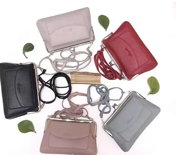 Сумка жіноча крос-боді 21*14,5 см з довгим ремінцем зі штучної шкіри у різних кольорах Kabir