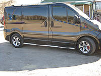 Пороги боковые (трубы) Renault Trafic 2001-2015