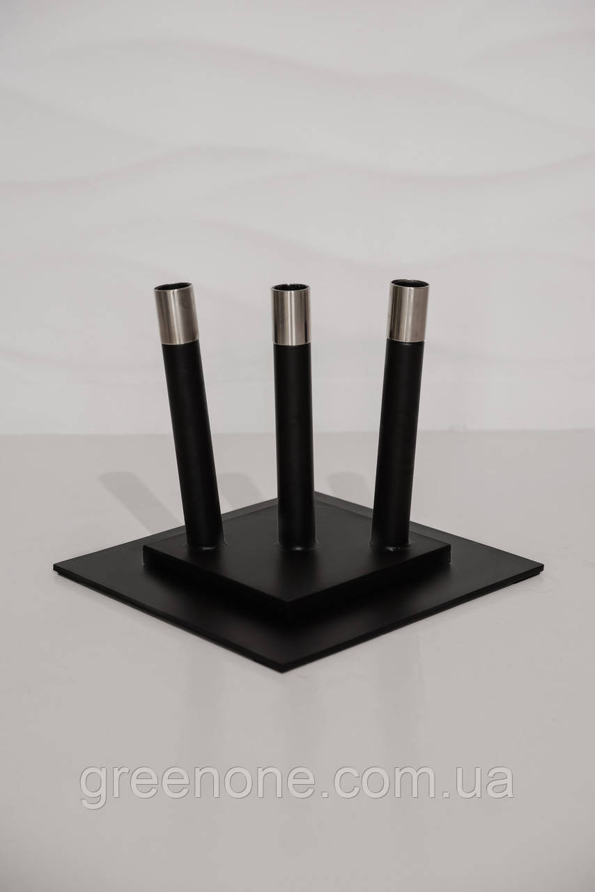 Підставка для прапора трьомісна, тримач металевий для вулиці на три прапори, важка металева підставка для прапора колір чорний, фото 1