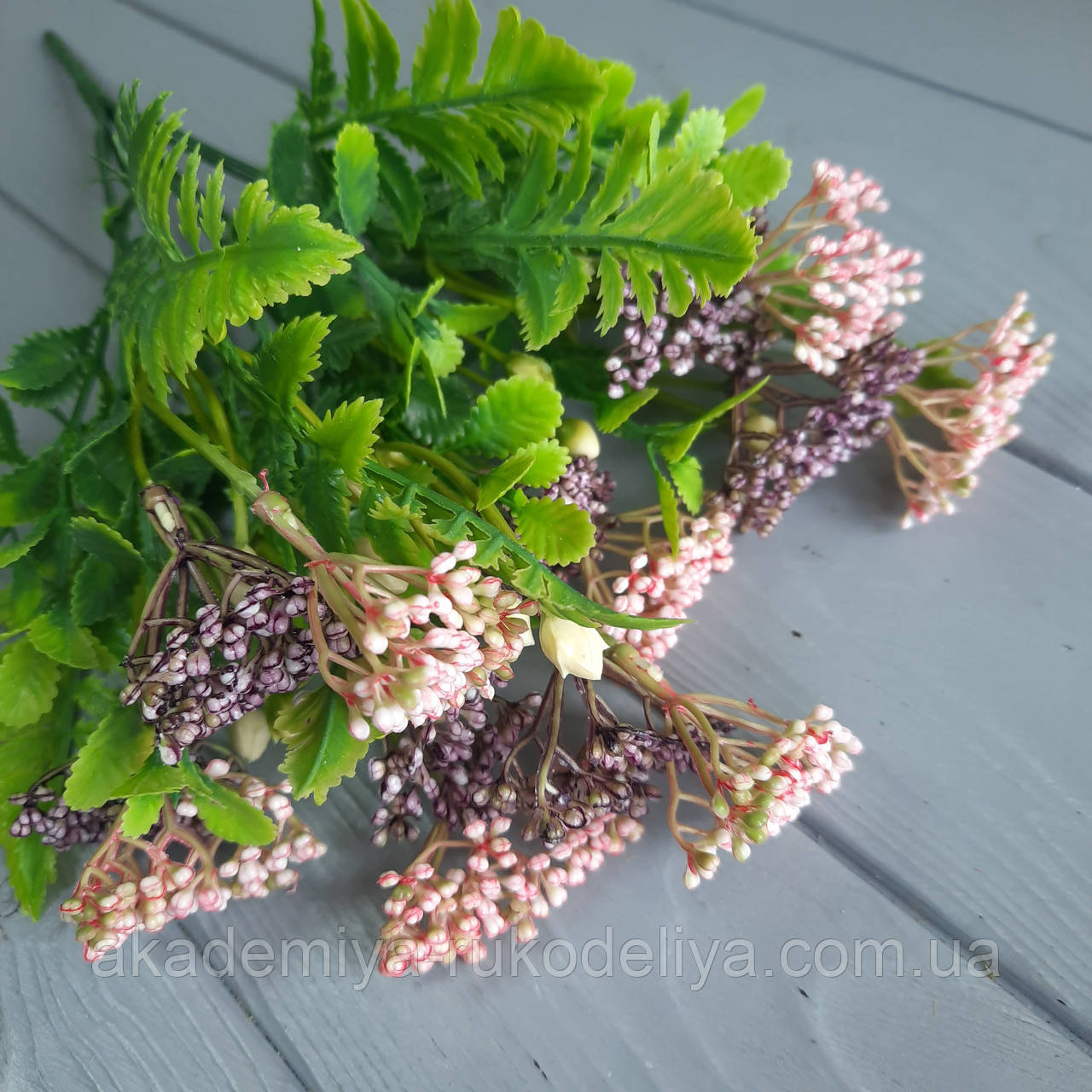 Кущ зелений з рожево-бузковими ягодами (кус 7 гілок), фото 1