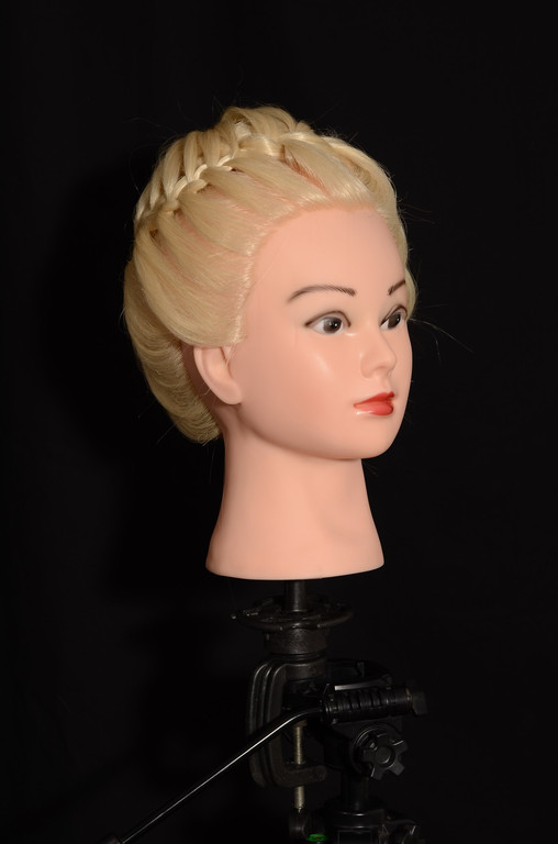 Работа на учебной голове ,белая 80% натуральных волос , цена 440грн. 3