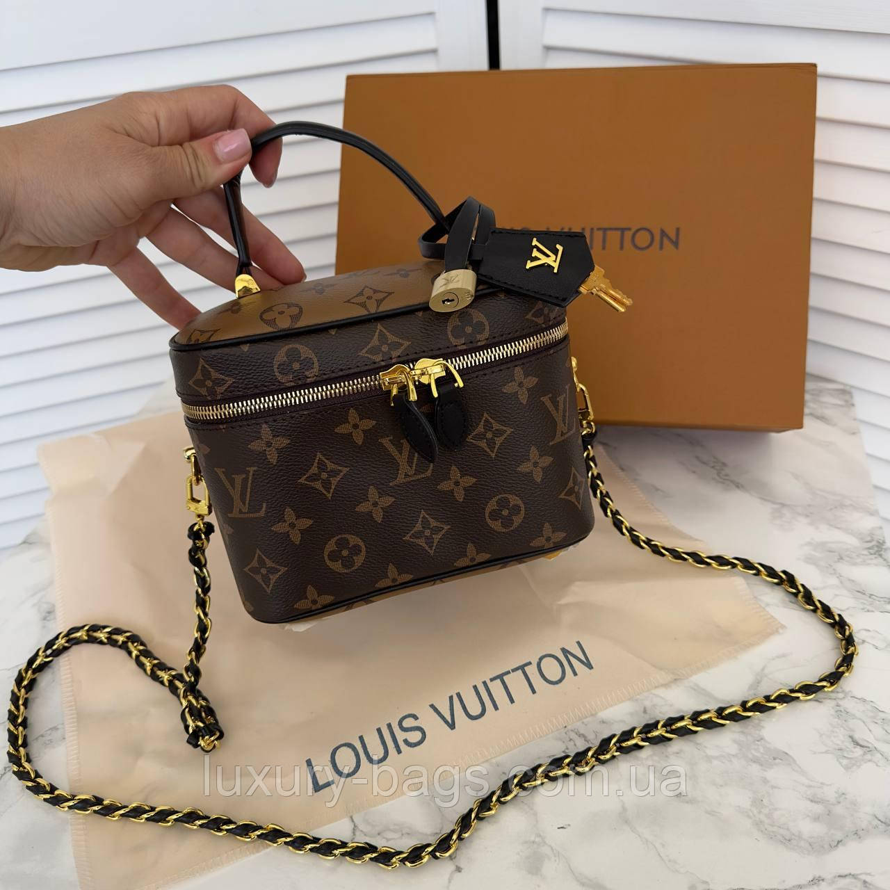Стильна жіноча сумка Louis Vuitton Vanity Monogram