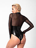Боді Noir Handmade F321 Edge wetlook and mesh body with rings - S, фото 4