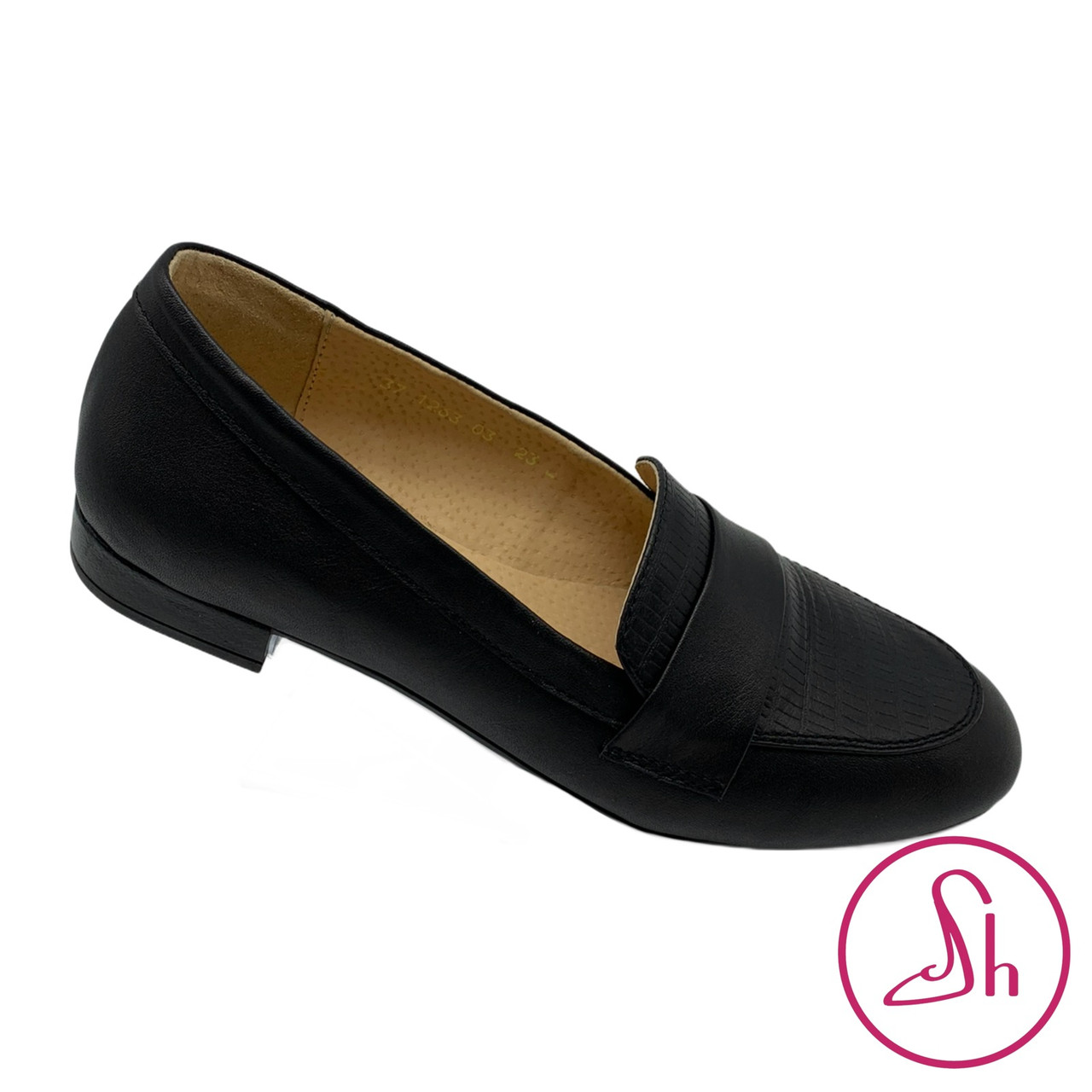 Класичні жіночі лофери з натуральної шкіри чорного кольору “Style Shoes”