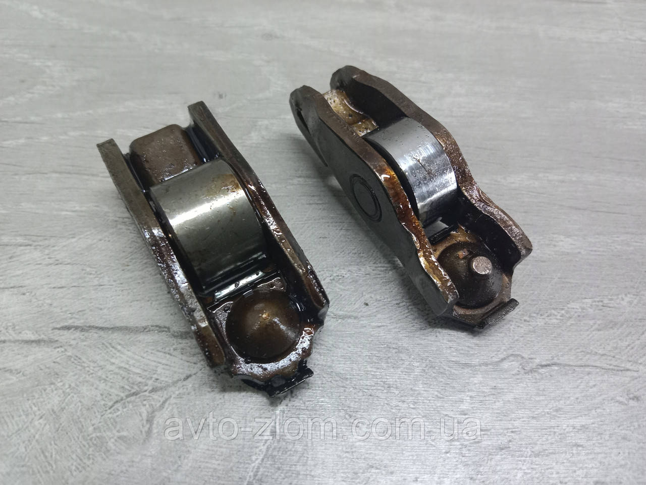 Рокер, коромисло клапана Volkswagen Golf, Touran, Polo, Skoda Octavia, Fabia 1,4 – 1,6 16V.
