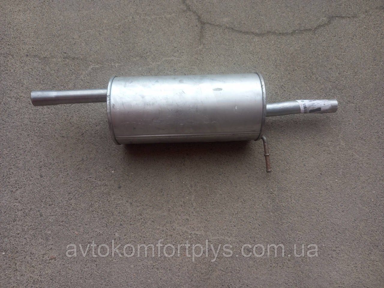 Глушник Dacia / Renault Logan 1.6i 2003 - 2012 рр Полмостров