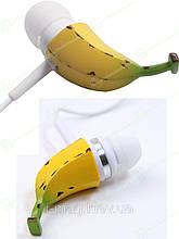 Оригінальні навушники Банани у вухах