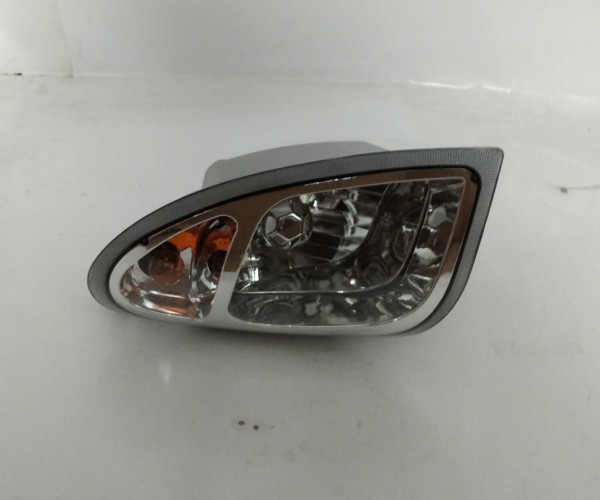 Блок-фара передня права SZ550.48.031A-1  240100055743