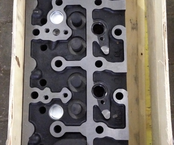 Головка блоку циліндрів 4V5.010100BE  240100295700