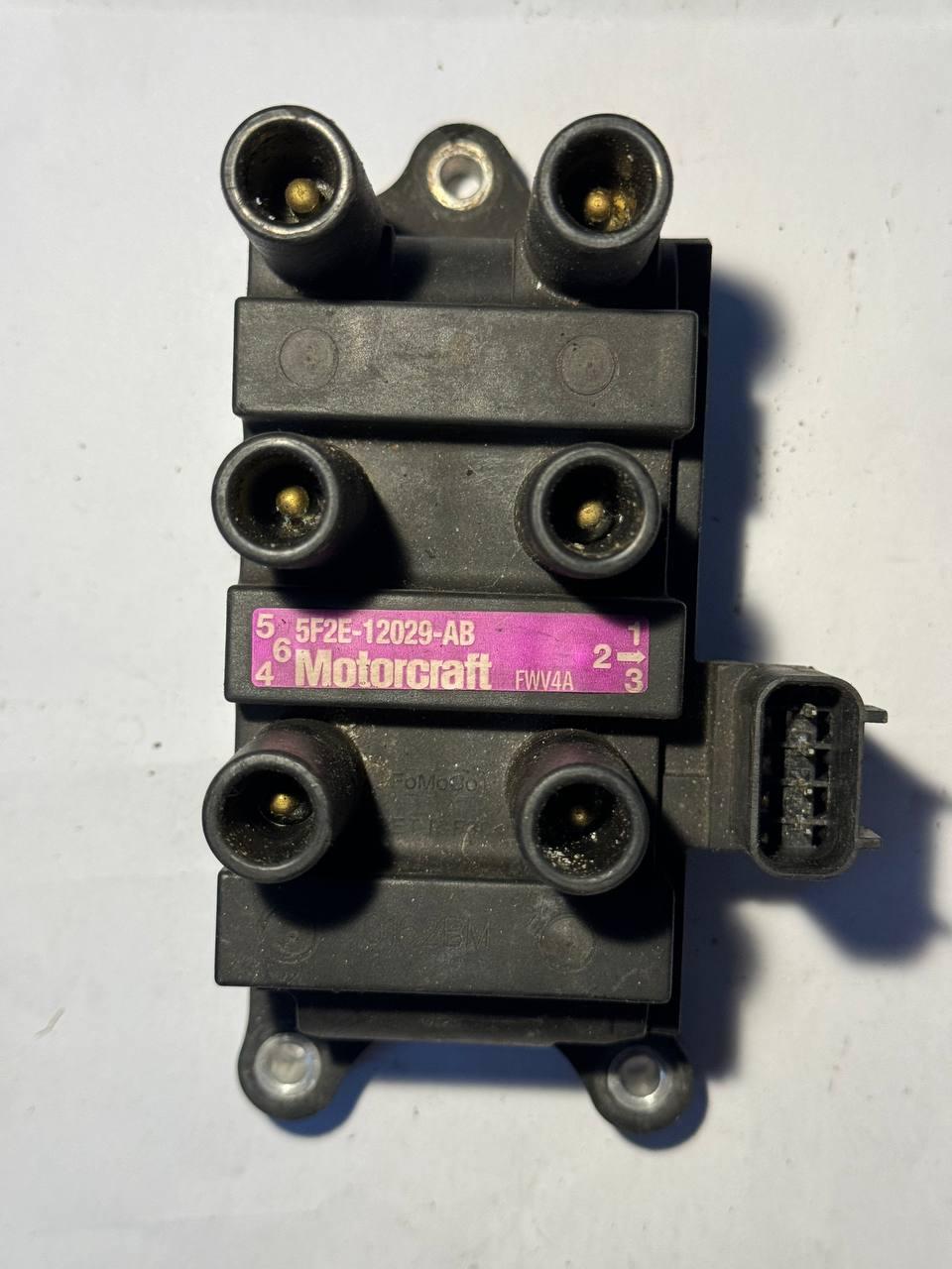 Котушка запалювання Motorcraft 5F2E-12029-AB / 5F2E12029AB