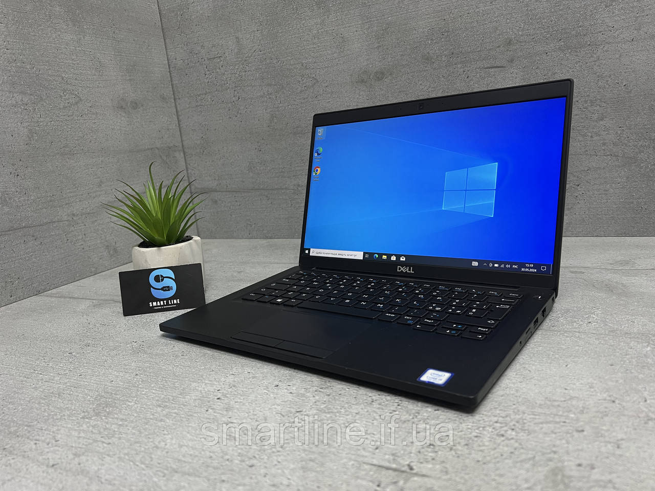 256gb FullHD ips 16gb i5-7300U ddr4 ssd Потужний ноутбук Dell Делл 7390