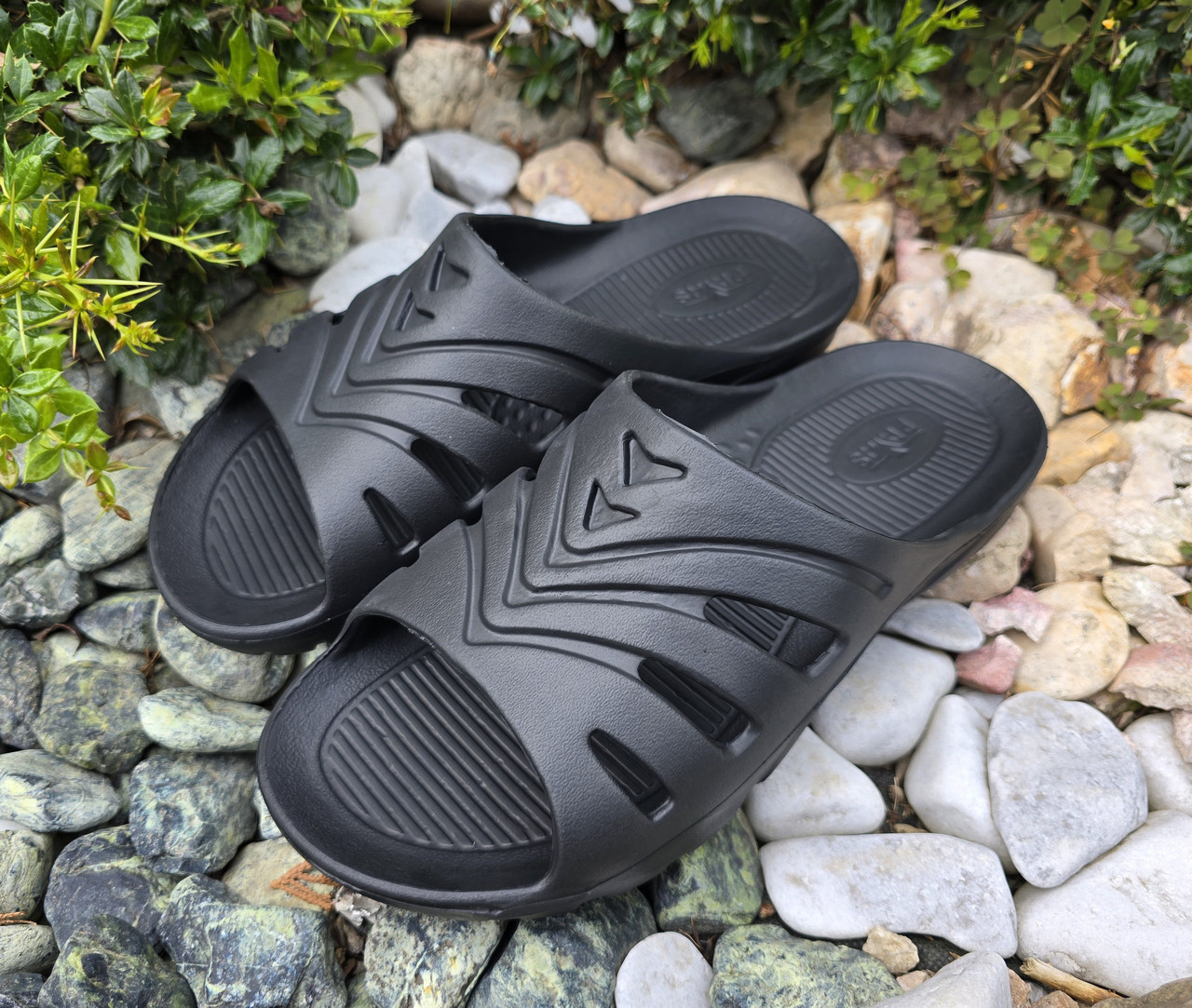 Чоловічі шльопанці