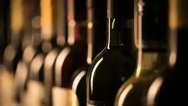Чим принципово відрізняються італійські та французькі вина?