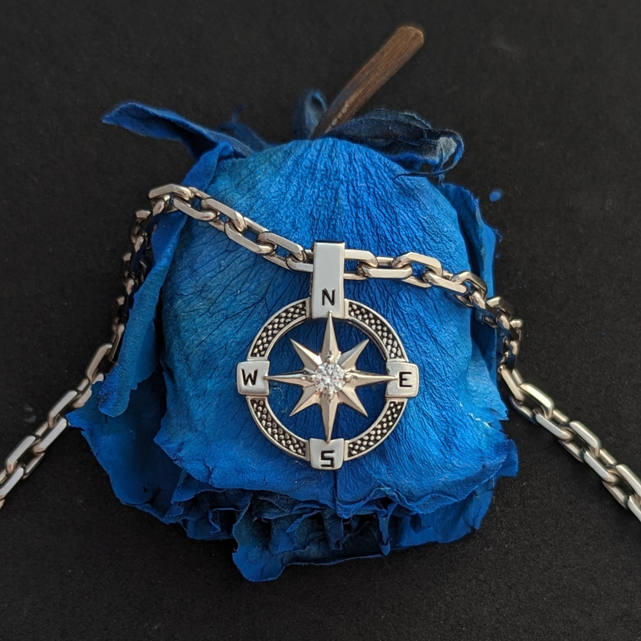 Троянда вітрів, компас, кулон, підвіс