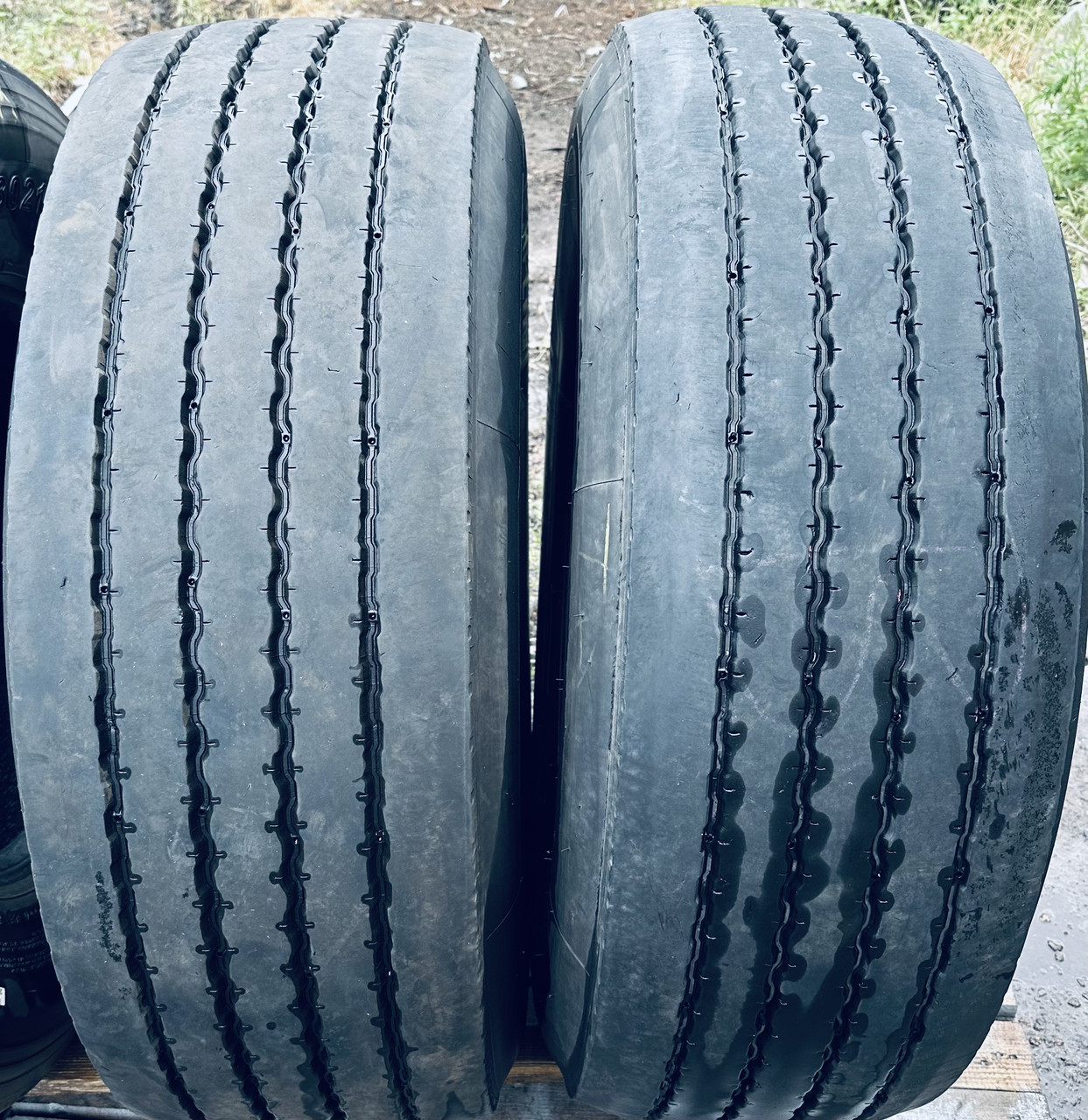 Шина вантажна б у 385-65R22.5 MICHELIN X MULTI причіпна