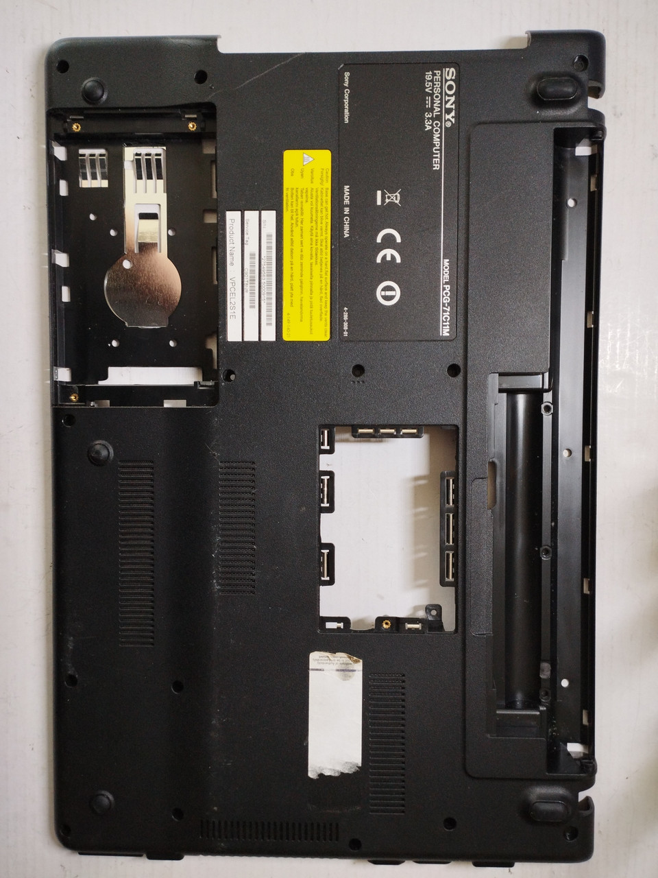 Sony VAIO PCG-71C11 VPCEL Корпус D (нижня частина корпусу) 39.4MQ01.005 б/у