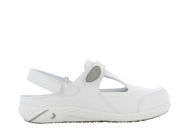 CARLYWHT